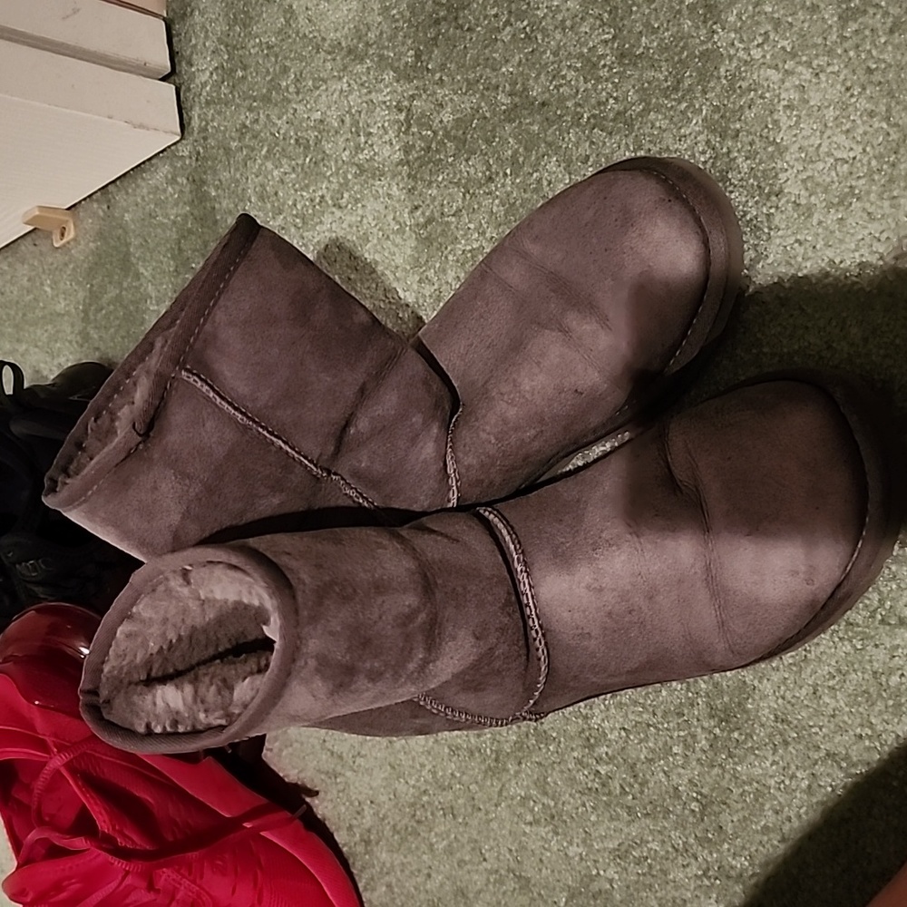 Womens uggs